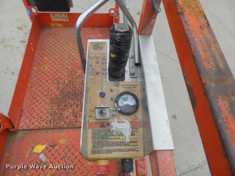 image for item K7625 2005 Skyjack SJ3226 scissor lift