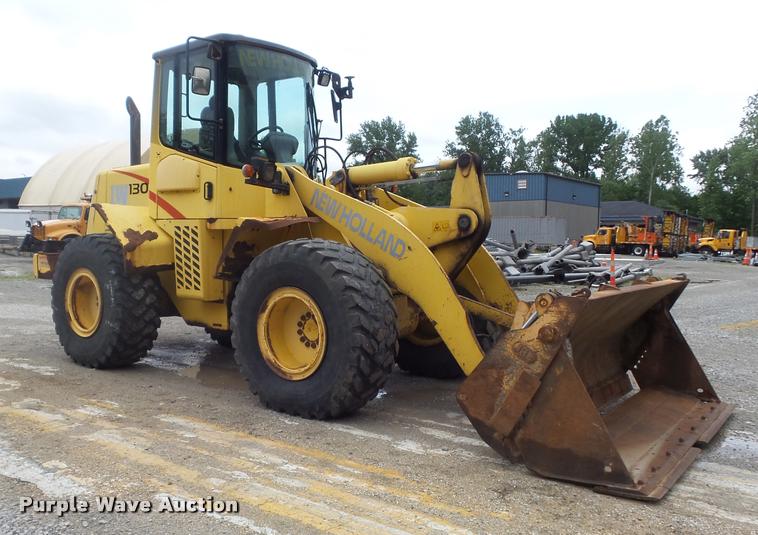 image for item K7631 2001 New Holland LW130 wheel loader