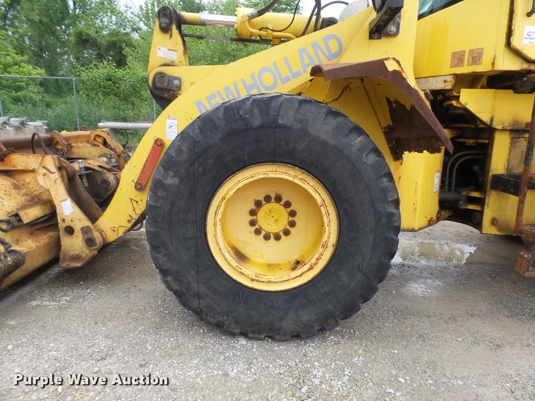 image for item K7631 2001 New Holland LW130 wheel loader