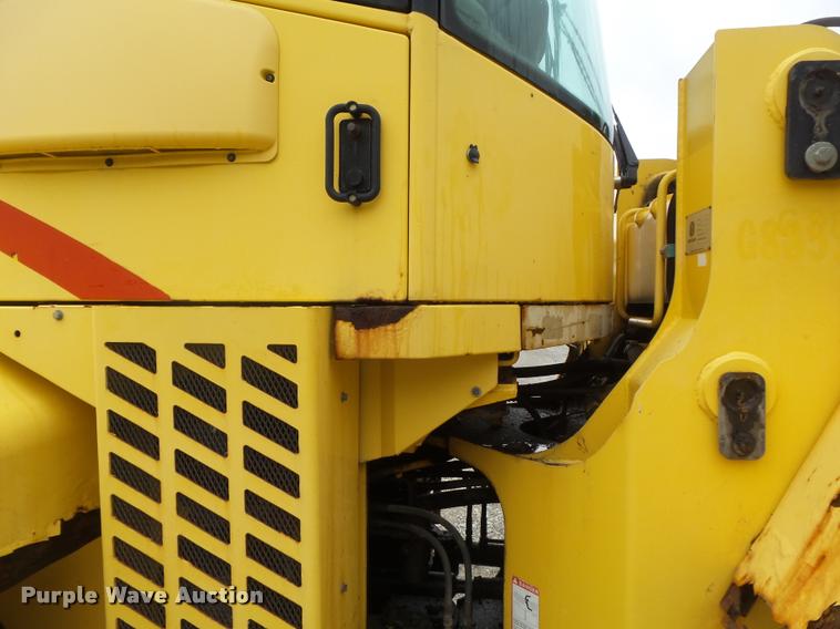 image for item K7631 2001 New Holland LW130 wheel loader