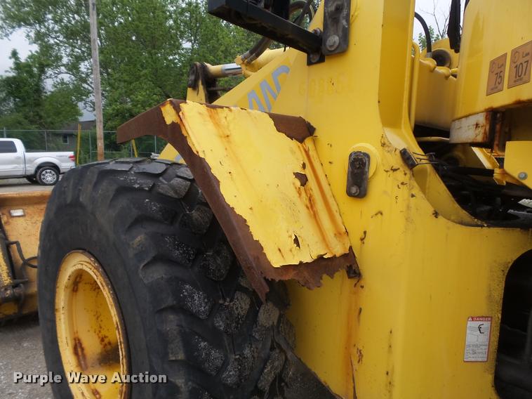 image for item K7631 2001 New Holland LW130 wheel loader
