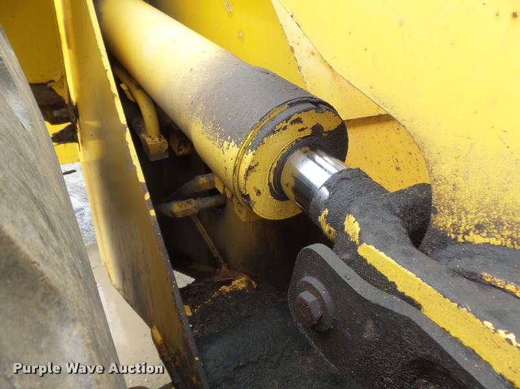 image for item K7631 2001 New Holland LW130 wheel loader