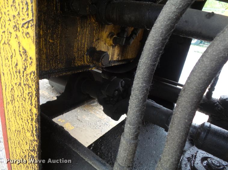 image for item K7631 2001 New Holland LW130 wheel loader