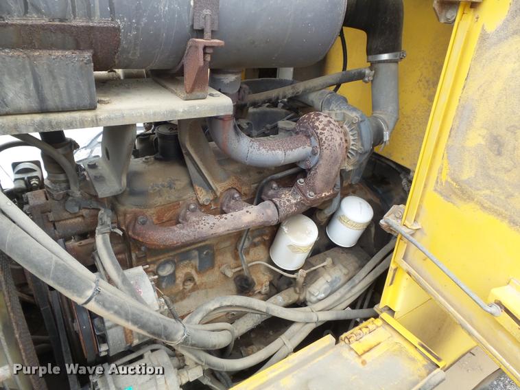 image for item K7631 2001 New Holland LW130 wheel loader