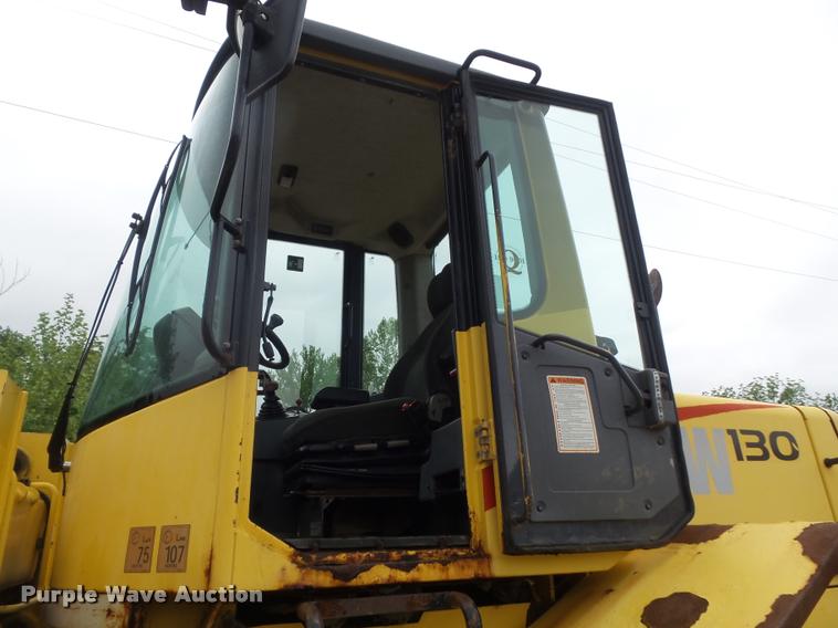 image for item K7631 2001 New Holland LW130 wheel loader