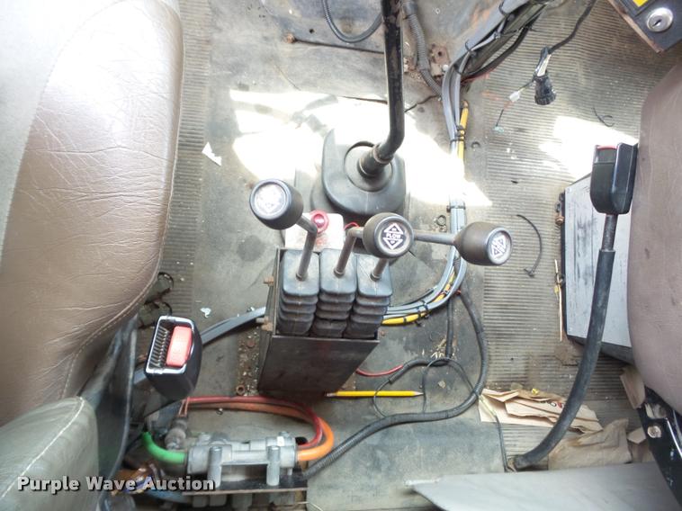 image for item K7632 2000 International 4900 dump truck