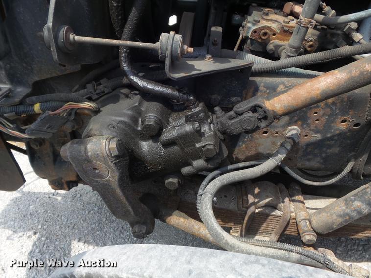 image for item K7632 2000 International 4900 dump truck