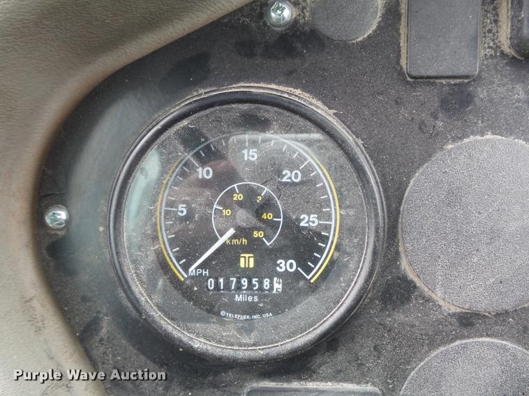 image for item K7633 2003 Johnston 3000 street sweeper