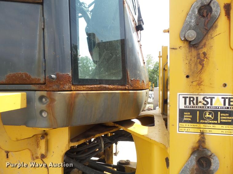 image for item K7636 2003 John Deere 624H wheel loader