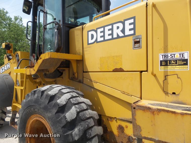 image for item K7636 2003 John Deere 624H wheel loader