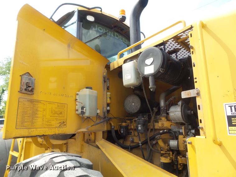 image for item K7636 2003 John Deere 624H wheel loader