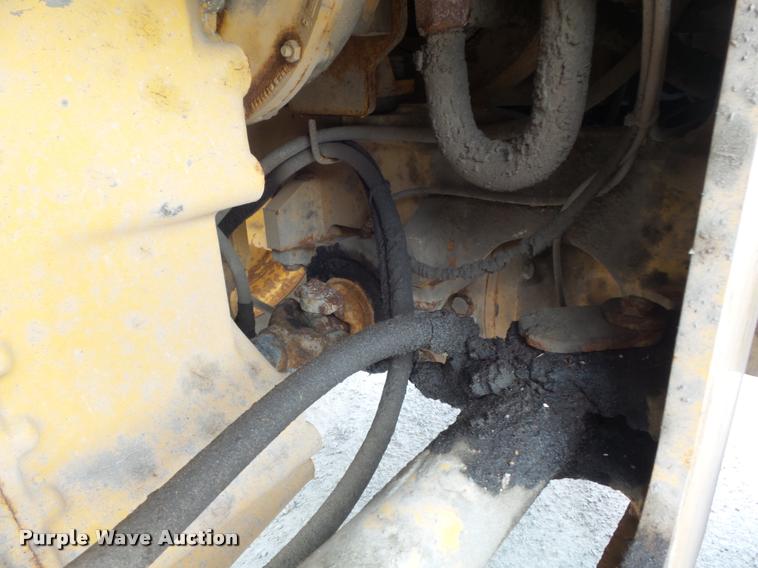 image for item K7636 2003 John Deere 624H wheel loader