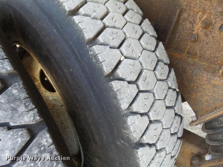 image for item K7639 2002 International F2554 dump truck