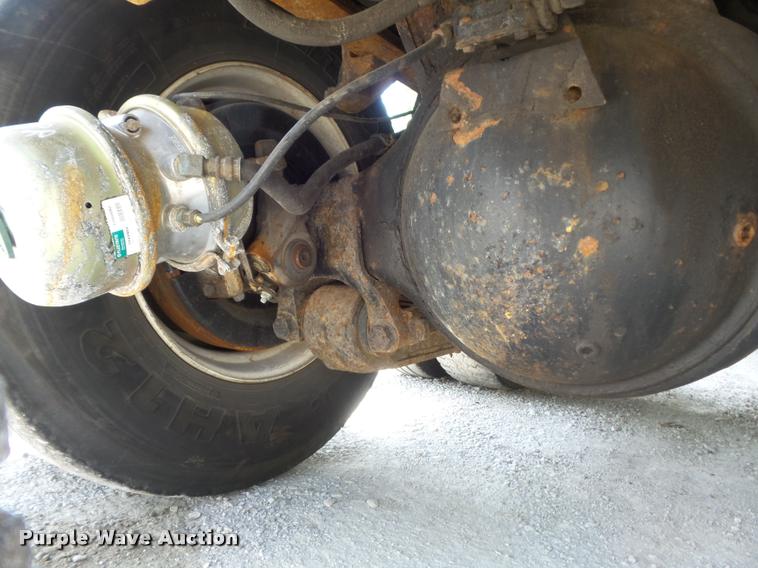 image for item K7639 2002 International F2554 dump truck