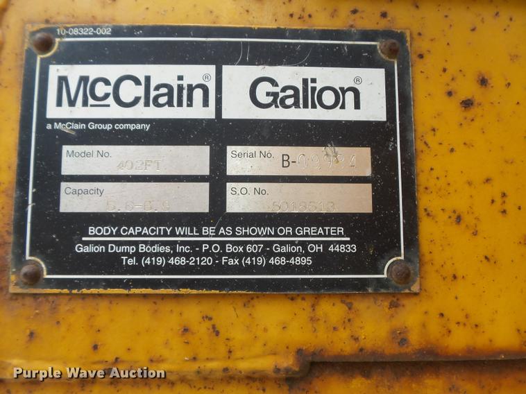 image for item K7641 2000 International 4900 Crew Cab dump truck