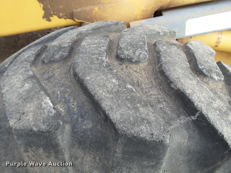 image for item L1519 Ford 555E backhoe