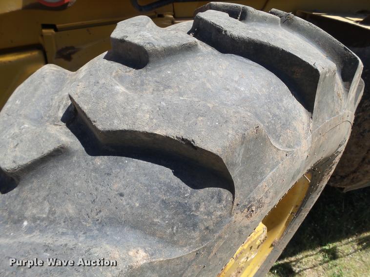 image for item L1521 2012 Caterpillar 420F backhoe