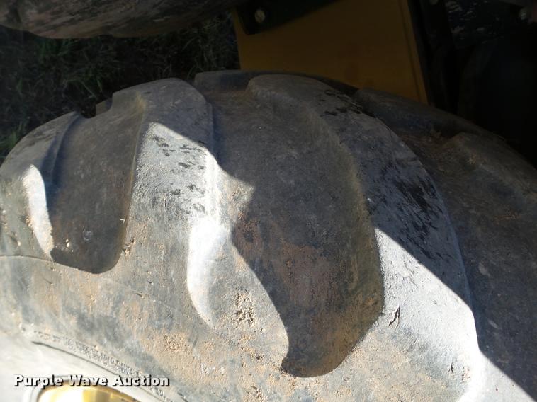 image for item L1521 2012 Caterpillar 420F backhoe