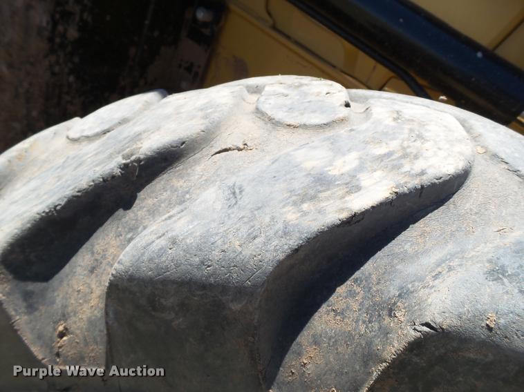 image for item L1521 2012 Caterpillar 420F backhoe