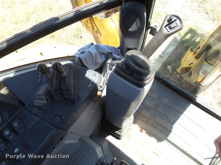 image for item L1521 2012 Caterpillar 420F backhoe