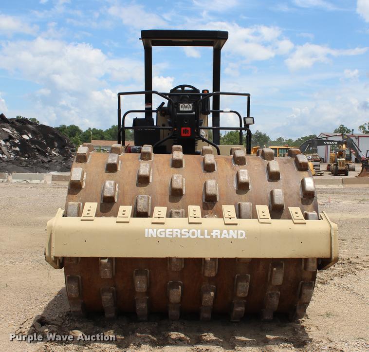 image for item L1968 1995 Ingersoll Rand SD100F Propac single drum vibratory roller