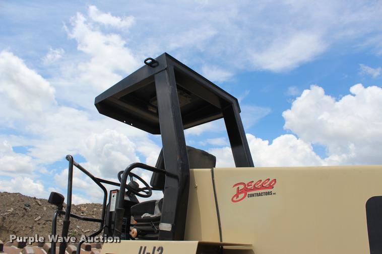 image for item L1968 1995 Ingersoll Rand SD100F Propac single drum vibratory roller