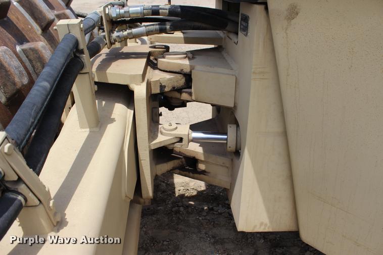 image for item L1968 1995 Ingersoll Rand SD100F Propac single drum vibratory roller