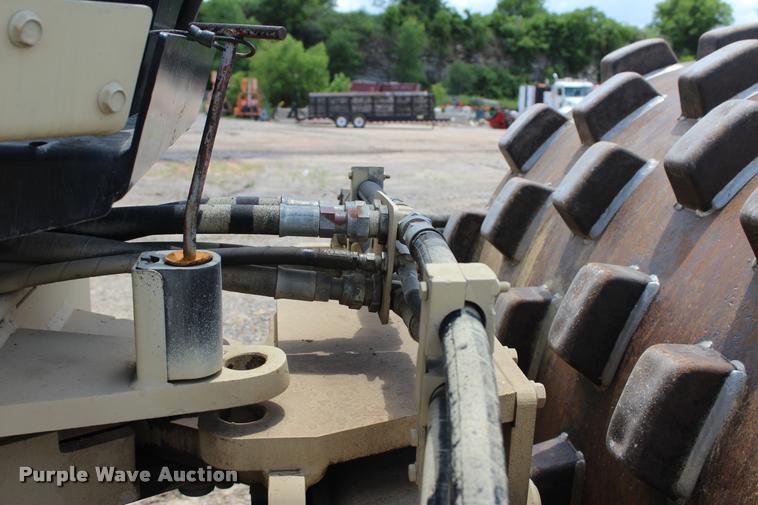 image for item L1968 1995 Ingersoll Rand SD100F Propac single drum vibratory roller