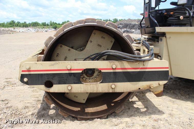 image for item L1968 1995 Ingersoll Rand SD100F Propac single drum vibratory roller