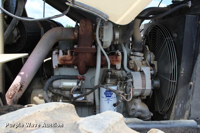 image for item L1968 1995 Ingersoll Rand SD100F Propac single drum vibratory roller