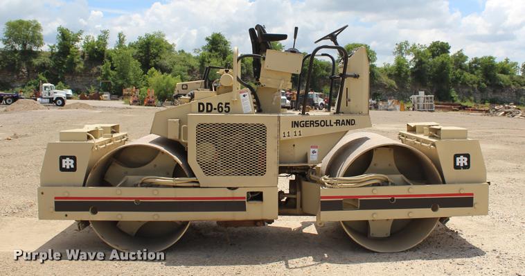 image for item L1969 1994 Ingersoll Rand DD65 double drum vibratory roller