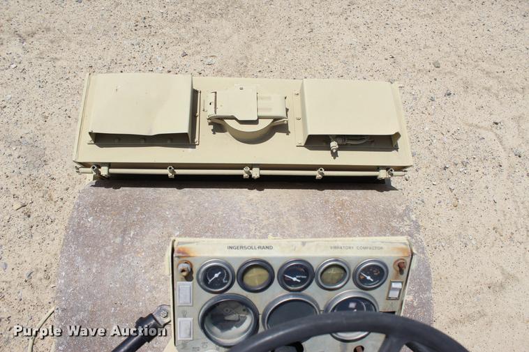 image for item L1969 1994 Ingersoll Rand DD65 double drum vibratory roller