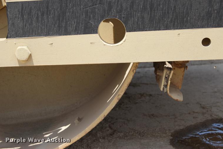 image for item L1969 1994 Ingersoll Rand DD65 double drum vibratory roller