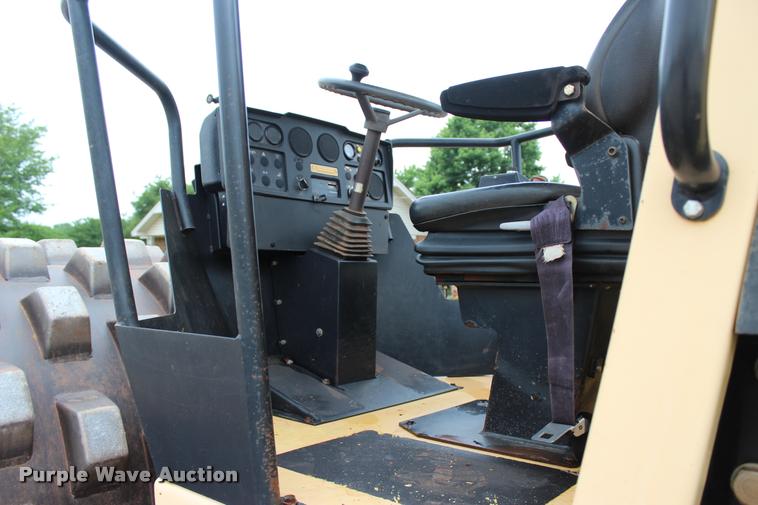 image for item L1970 2008 Dynapac CA362PD single drum vibratory roller