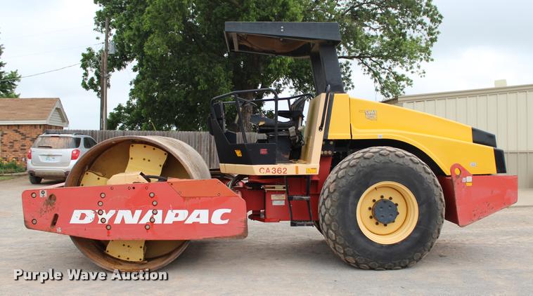 image for item L1971 2006 Dynapac CA362D single drum vibratory roller