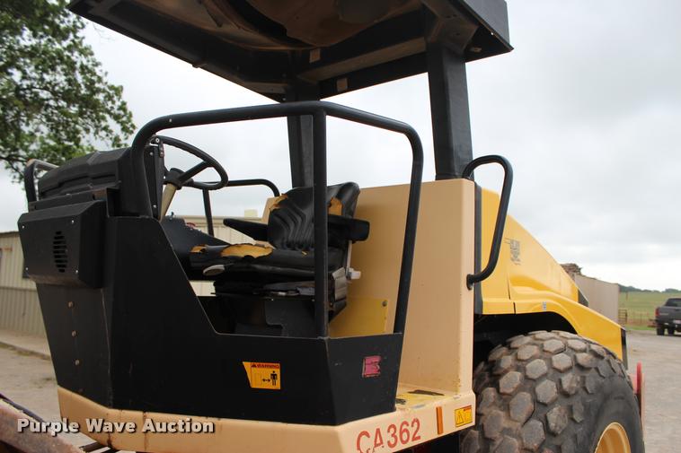 image for item L1971 2006 Dynapac CA362D single drum vibratory roller