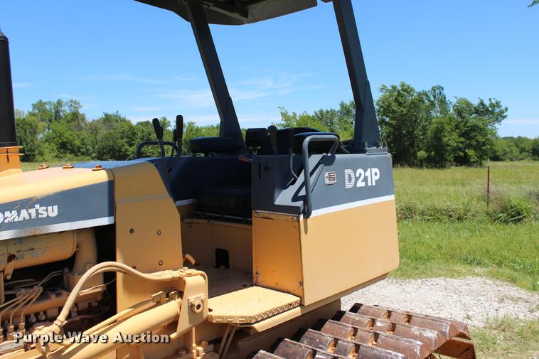 image for item L1974 Komatsu D21P-6 dozer
