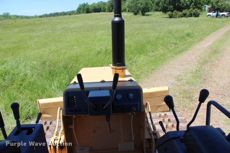 image for item L1974 Komatsu D21P-6 dozer