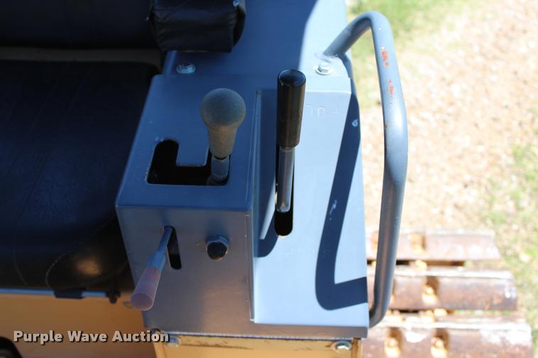 image for item L1974 Komatsu D21P-6 dozer