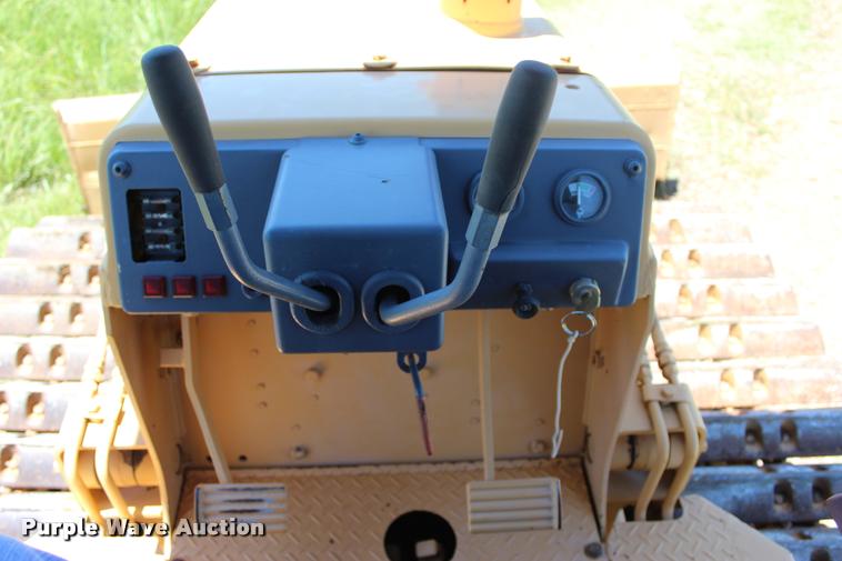 image for item L1974 Komatsu D21P-6 dozer