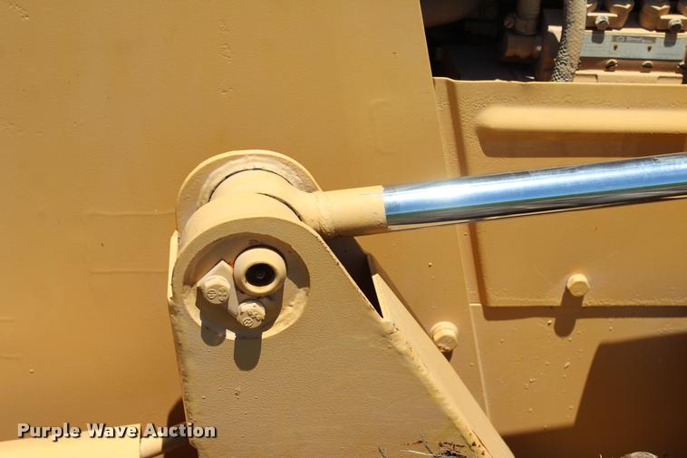 image for item L1974 Komatsu D21P-6 dozer