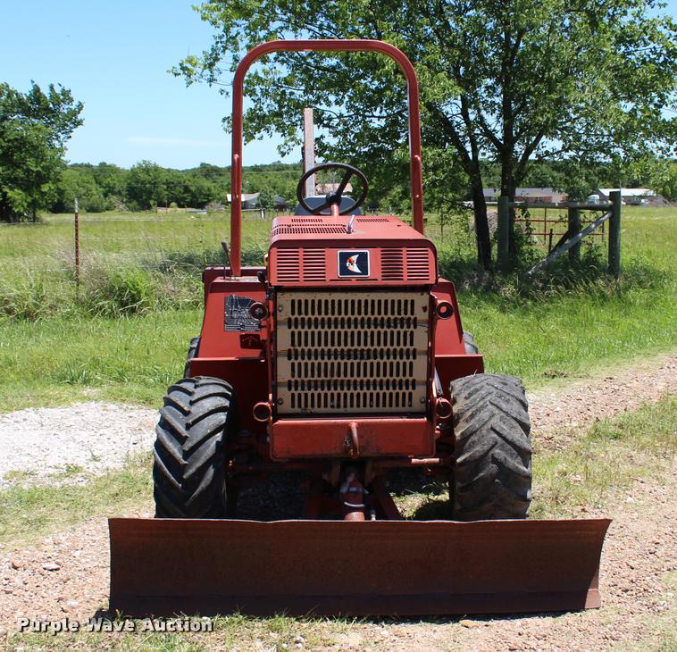 image for item L1976 1998 Ditch Witch 3700DD trencher