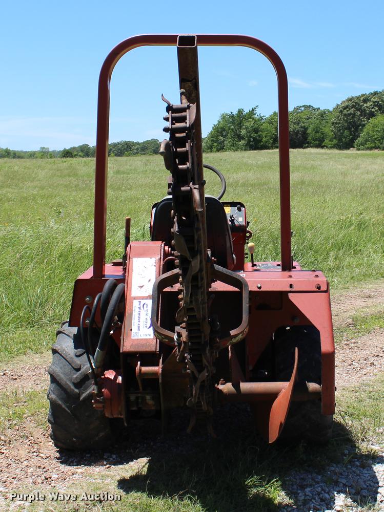 image for item L1976 1998 Ditch Witch 3700DD trencher