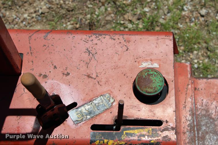 image for item L1976 1998 Ditch Witch 3700DD trencher