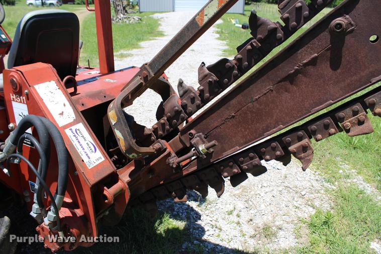 image for item L1976 1998 Ditch Witch 3700DD trencher