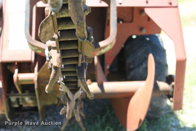 image for item L1976 1998 Ditch Witch 3700DD trencher