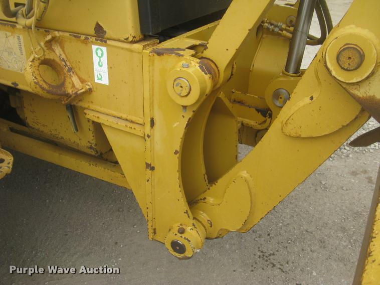 image for item L2333 2001 Caterpillar 140H motor grader