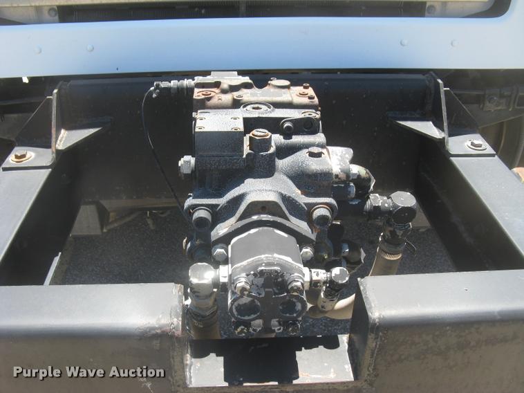 image for item L2340 2001 Peterbilt 330 asphalt distribution truck