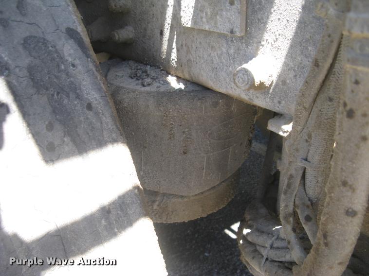 image for item L2340 2001 Peterbilt 330 asphalt distribution truck