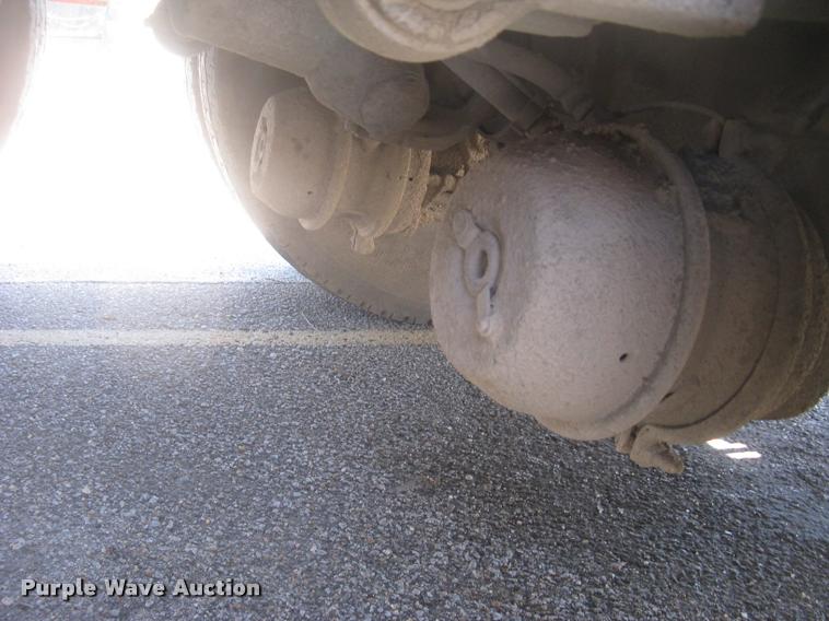 image for item L2340 2001 Peterbilt 330 asphalt distribution truck